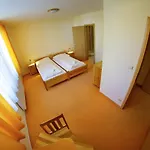 Privat Galfy Casa de hóspedes 3*