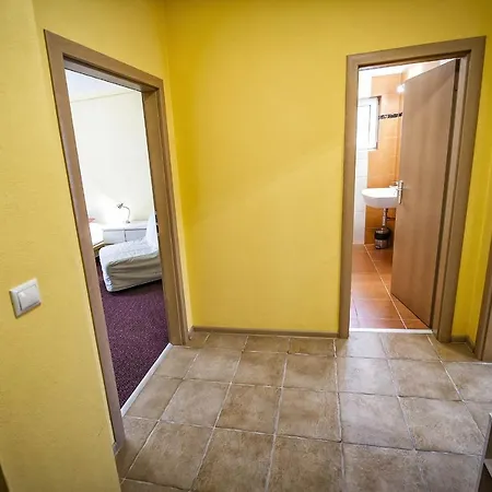 Privat Galfy Guest house *